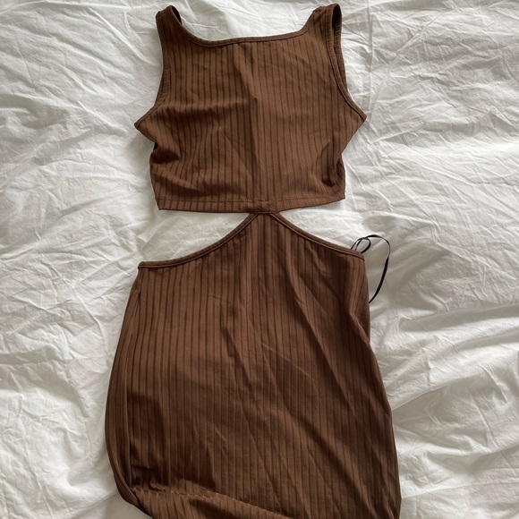 Princess Polly Brown Billie Cut Out Maxi Dress - Picture 4 of 6